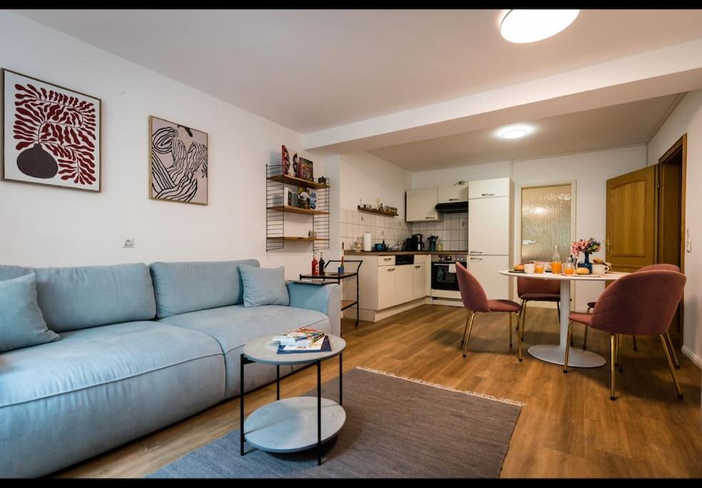 Ferienwohnung In Hamelner Innenstadt ฮาเมลน์ ภายนอก รูปภาพ